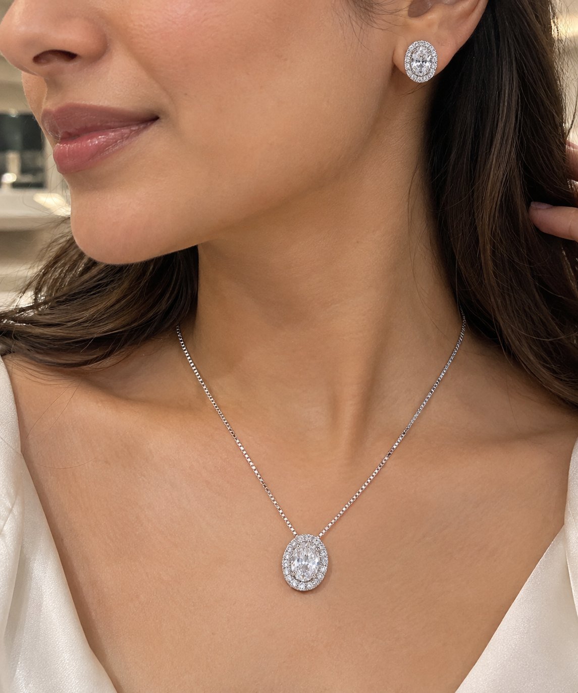Silver Oval Cut Solitaire Pendent Set