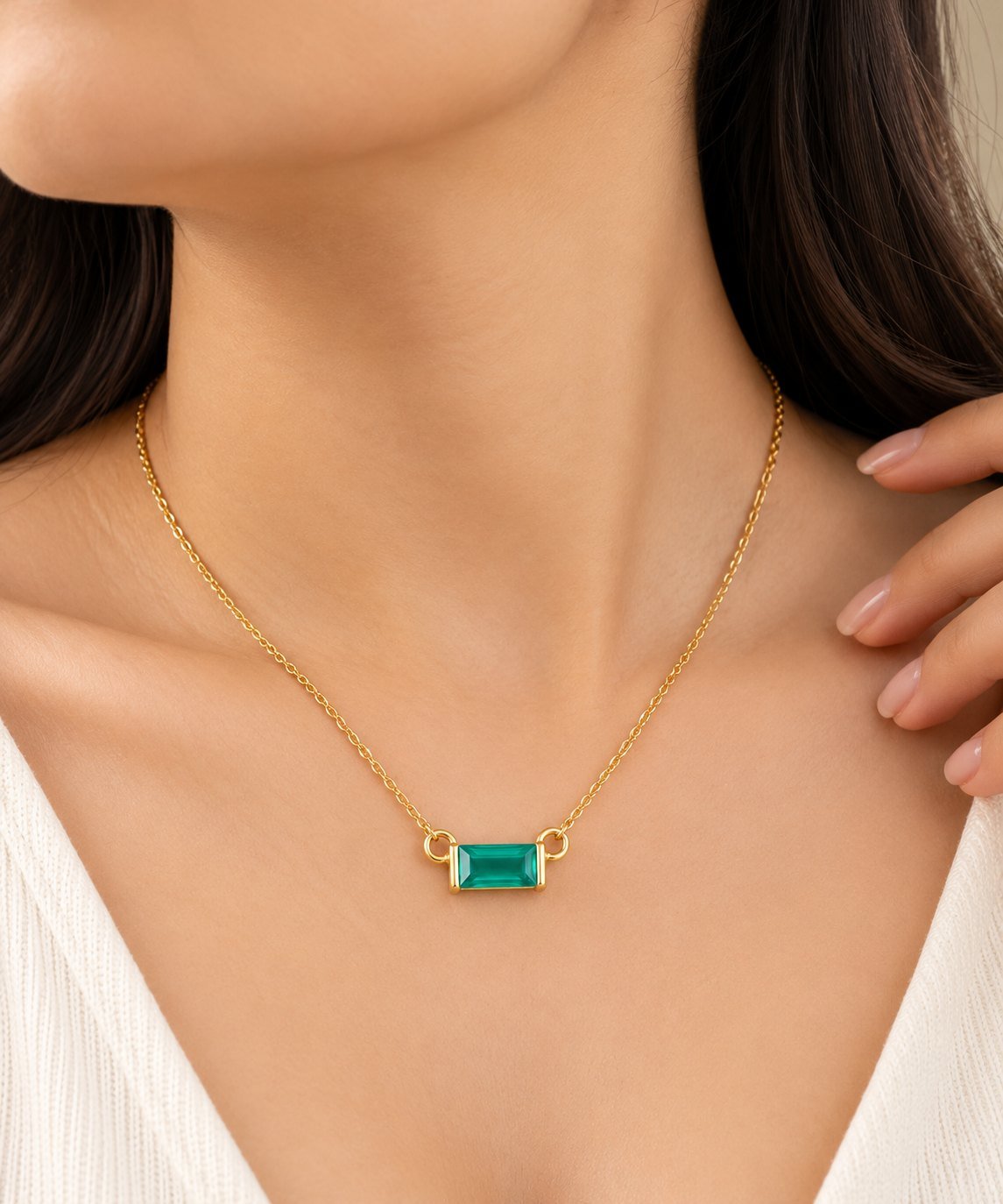 Green Semi-Precious Stone Pendent